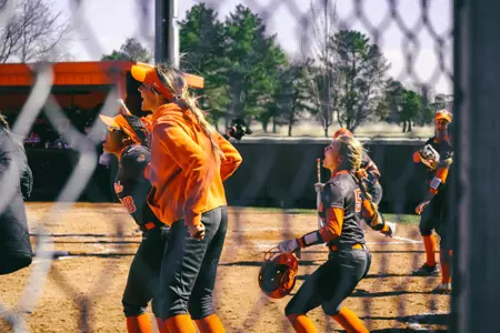 Hendrix HR celeb reaction - March 20 2022 v NIU