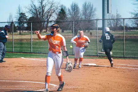 Sydney Stepp Ally Bezjak v Buffalo - April 10 2022