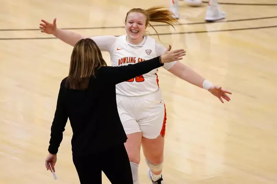 Buffalo vs. Bowling Green
MAC Women's Basketball Tournament Semifinal Game
March 12, 2021
Rocket Mortgage FieldHouse
Cleveland, Ohio
