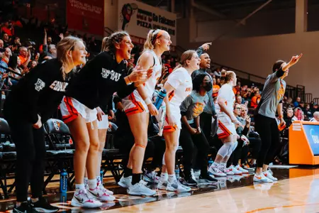 Bench celeb v Kent State - March 2 2022