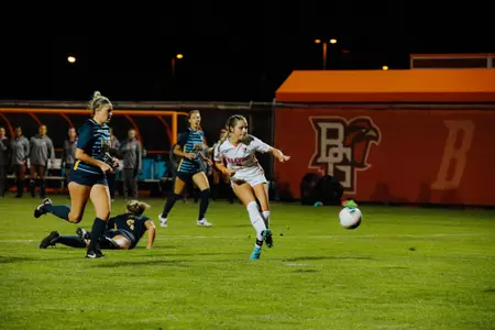 Brynn Gardner scores v Toledo - Sept. 22, 2022