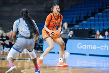 Jocelyn Tate at Buffalo - Jan 25 2023