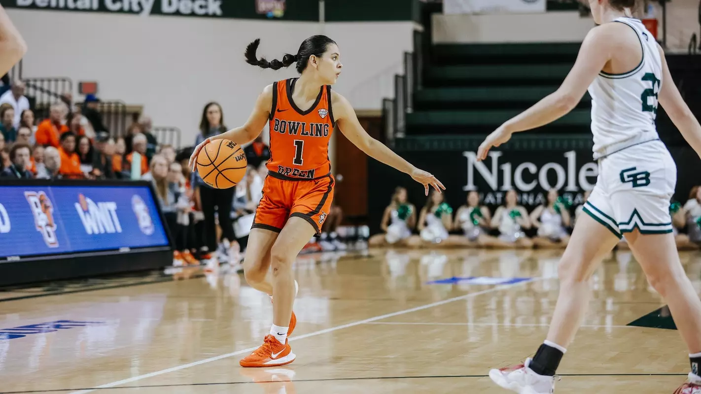 Amy Velasco at Green Bay - March 20 2023 - WNIT