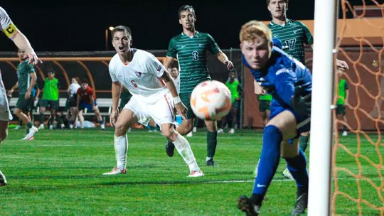 Josh Erlandson header goes just wide v CSU - Aug 24 2023