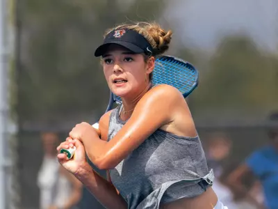 Bella_Tennis