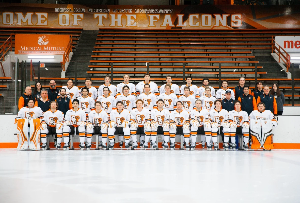 BGSU Hockey Team Photo 2.1