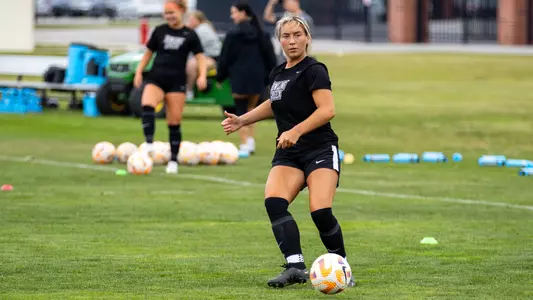Taylor Kenna - women's soccer practice - Aug 7 2024