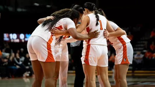 Huddle | BGSU v Buffalo | Jan. 8, 2025