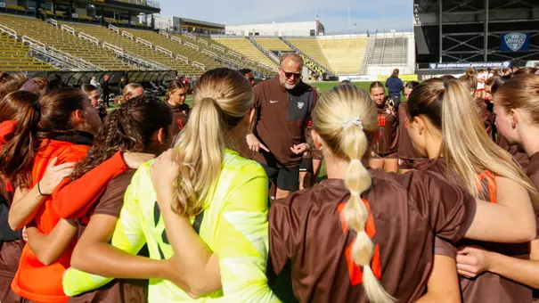 Huddle | Chris Fox | Nov. 4, 2025, v Miami