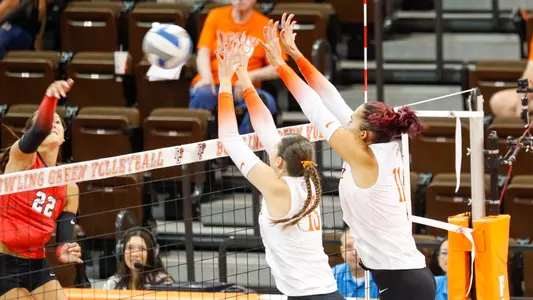 BGSU Volleyball Block