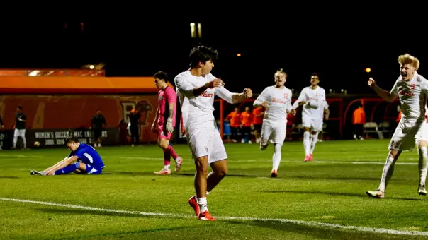 Luciano Perez-Cernuda scores v Drake | Oct. 10, 2026