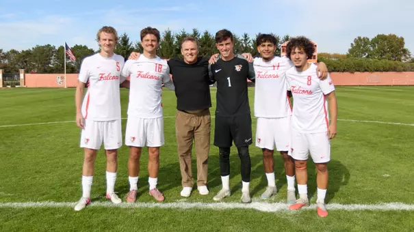 M.Soccer | Nichols and seniors