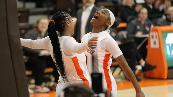 Johnea Donahue (left), Joniyah Bland-Fitzpatrick | Jan. 28, 2026, v Akron