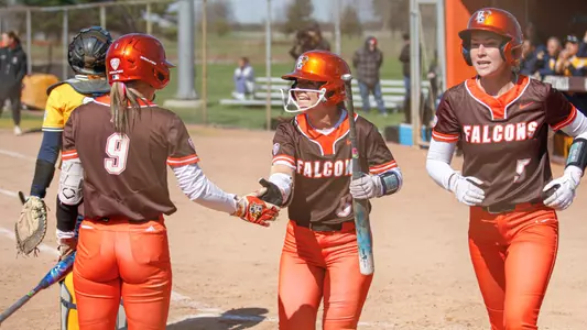 Taylor Behrendt (9), Izzy Ray & Katie Hutter | April 7, 2026, v Toledo