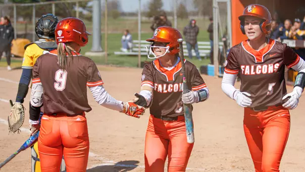 Taylor Behrendt (9), Izzy Ray & Katie Hutter | April 7, 2026, v Toledo