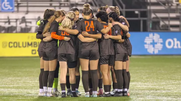 Huddle | Nov. 7, 2025, v WMU | MAC Tournament Final