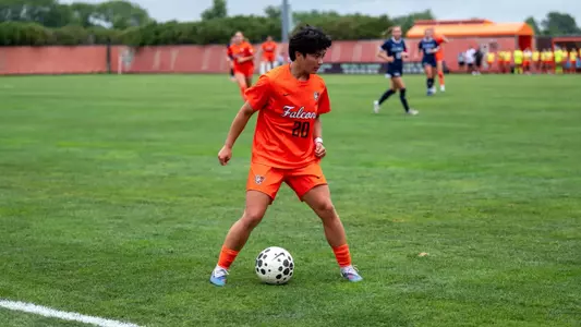 Minah Syam | Aug. 16, 2026, v Robert Morris