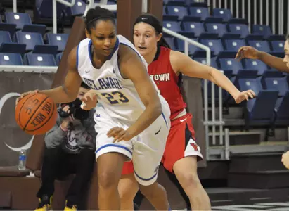 Delaware Women?s Basketball Turns Youngstown State Turnovers Into 69-48 Victory at Christmas City Classic