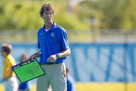 University of Delaware Field Hockey Welcomes 10 for 2014 Campaign