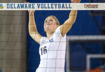 Blue Hen Volleyball Holds Off James Madison, 3-2, in Five-Set Thriller