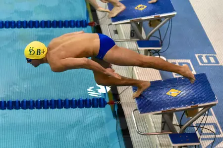 Twenty-one UD Swimmers & Divers Earn First Place Finishes as Hens Easily Sweep Iona