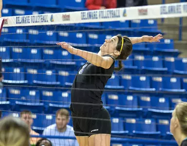Balanced Effort Leads University of Delaware Volleyball To 3-0 Home Victory Over Elon