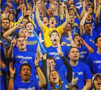 Men's Basketball Returns to the BOB, 12/3 - Win Prizes at the Cockpit Stations in The Little Bob and Trabant