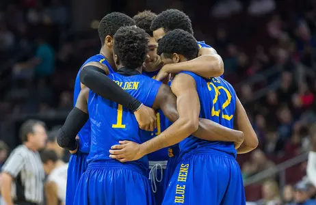 Blue Hens Open 2015-16 Season Friday at In-State Rival Delaware State