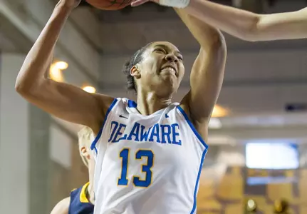 Kelsey Buchanan?s Career-Day Propels Blue Hens to 85-71 Victory Over College of Charleston