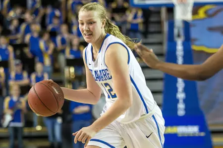 Hannah Jardine Earns CAA Rookie of the Week Honor