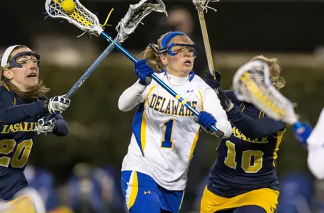 VanDaniker and Lyons Guide Hens to 11-8 Win Against Villanova