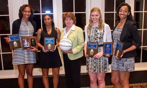 Kelsey Buchanan Honored as University of Delaware Women?s Basketball Team MVP at Annual Banquet