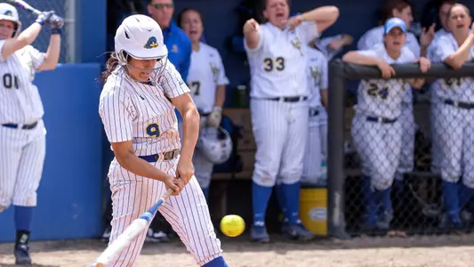 Delaware Bats Can?t Get Going as Hofstra Sweeps Softball Doubleheader From Blue Hens