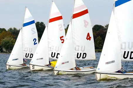 Club Sailing Sets Team Best and Qualifies for Championships
