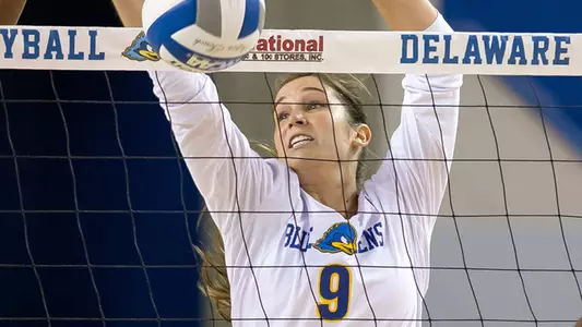 University of Delaware Volleyball Falls To Santa Clara, Sweeps Host Crimson at Harvard Invitational