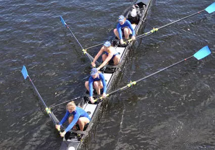 Blue Hens Compete in Club Four Event at Head of the Charles