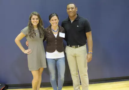 Blue Hen Student-Athletes Elyse Andrews, Calvin Scott Participate in CAA SAAC Leadership Summit