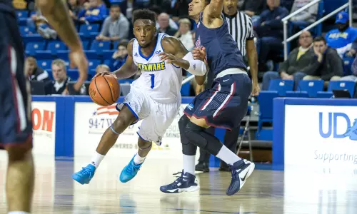 Blue Hens Hang on Down Stretch, Defeat FDU 73-72 on Late Hayes Free Throw