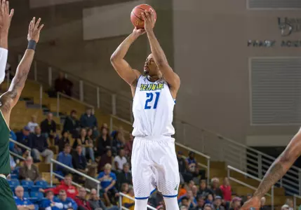 Marvin King-Davis Named CAA Men?s Basketball Co-Player of the Week