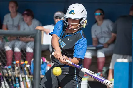 Blue Hen Softball Defeats Memphis, 6-4, Falls To Ole Miss, 12-4
