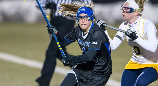 #19 Hens Face Wildcats Wednesday at Villanova