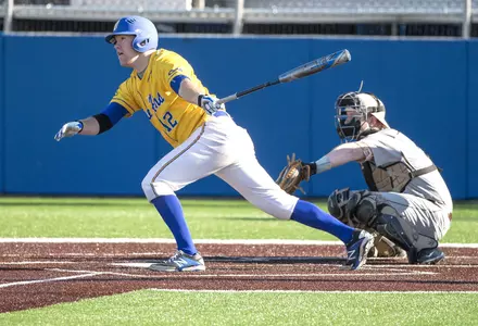 Blue Hens Fall to Northeastern 3-2 in Extra Innings