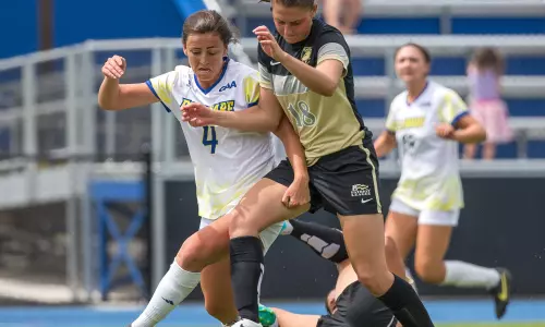 Big First Half Sends No. 2 Virginia to 6-1 Win Over Delaware at UVa Nike Soccer Classic