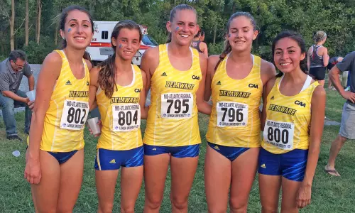 Newcomers Excel as Hens Place Second at Season-Opening Lehigh Invitational