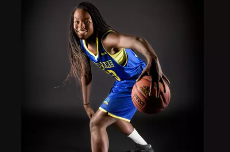 Nicole Enabosi Picked as CAA Rookie of the Week
