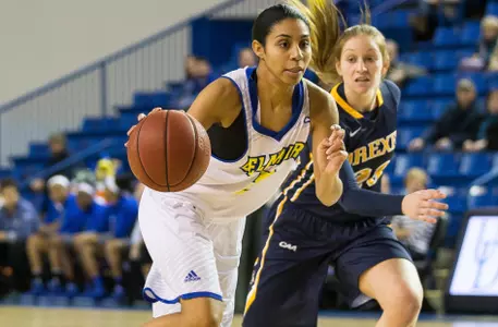 Courtni Green Bypasses 1,000 Career Points; Hens Fall, 54-53, to Drexel
