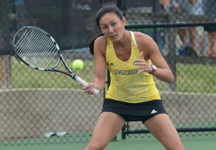 Blue Hens Sweep Loyola, 7-0