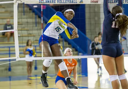 Blue Hens Fall To Elon, 3-2, in Second Consecutive Five-Set Thriller