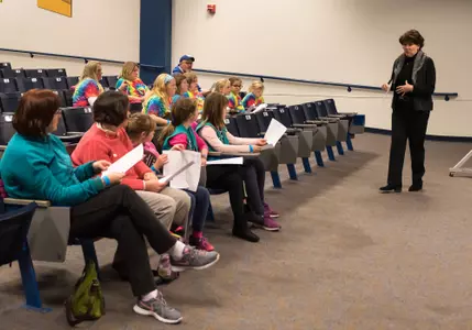 Group Tickets and Experience Packages For Blue Hen Basketball Games Now Available