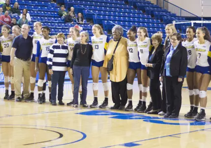 Blue Hen Volleyball Holds Most Valuable Professor Night vs. William & Mary